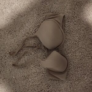 Victoria secrets tshirt bra